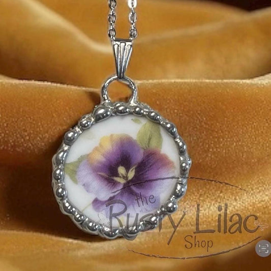 Broken China Necklace Purple Pansy