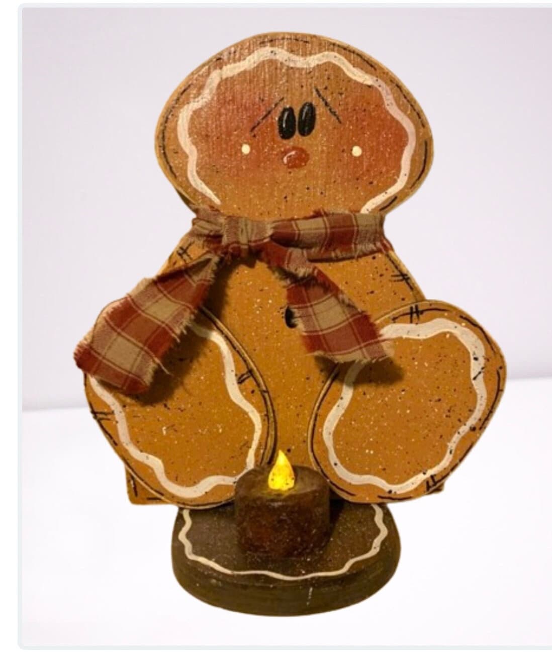 Handcrafted Gingerbread Candle Holder: Personalized Wood Art
