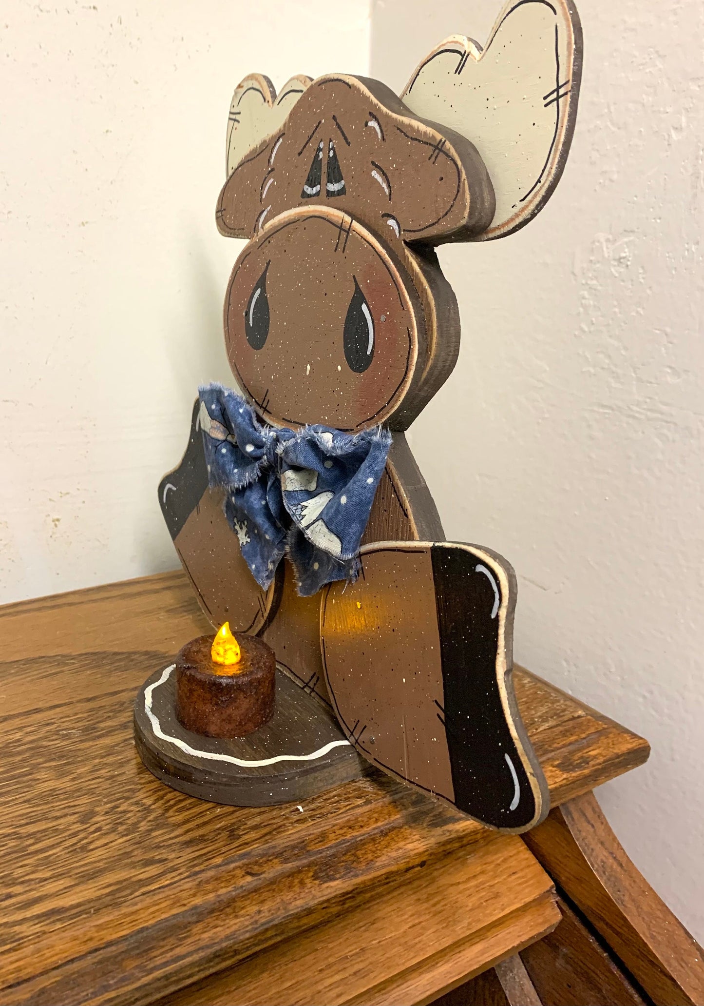 Handcrafted Moose Candle Holder: Personalized Wood Art Decor